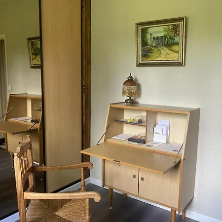With 1 Bedroom *